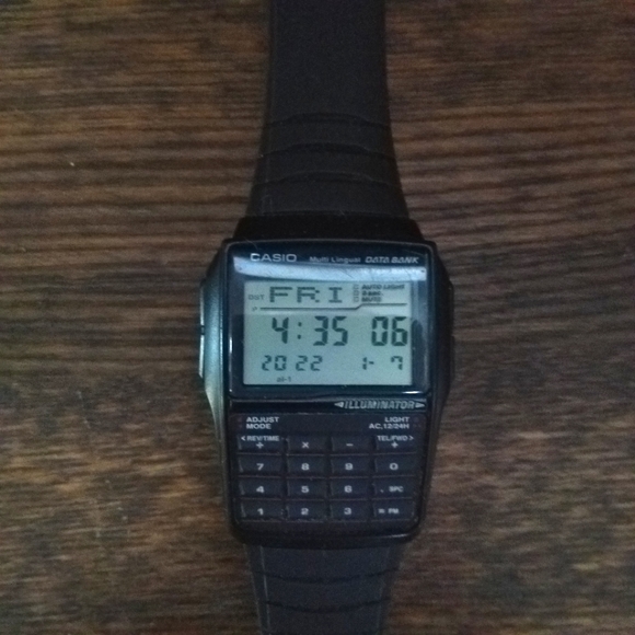 CASIO DBC-32 Data Bank 13 language watch - Picture 2 of 7
